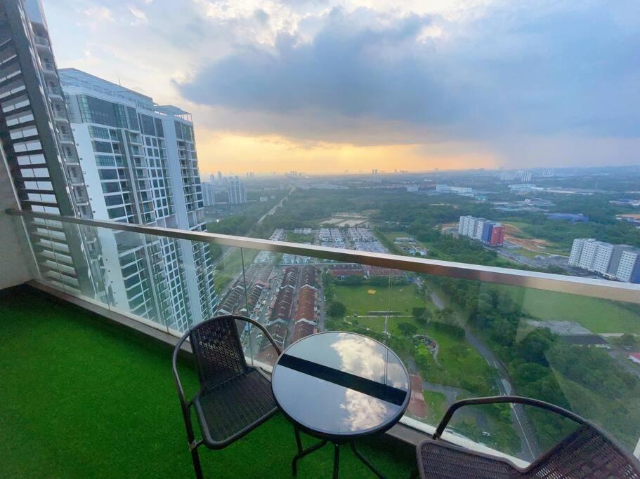 Monic Staycation #green Haven Near Senibong&regency Apartemen