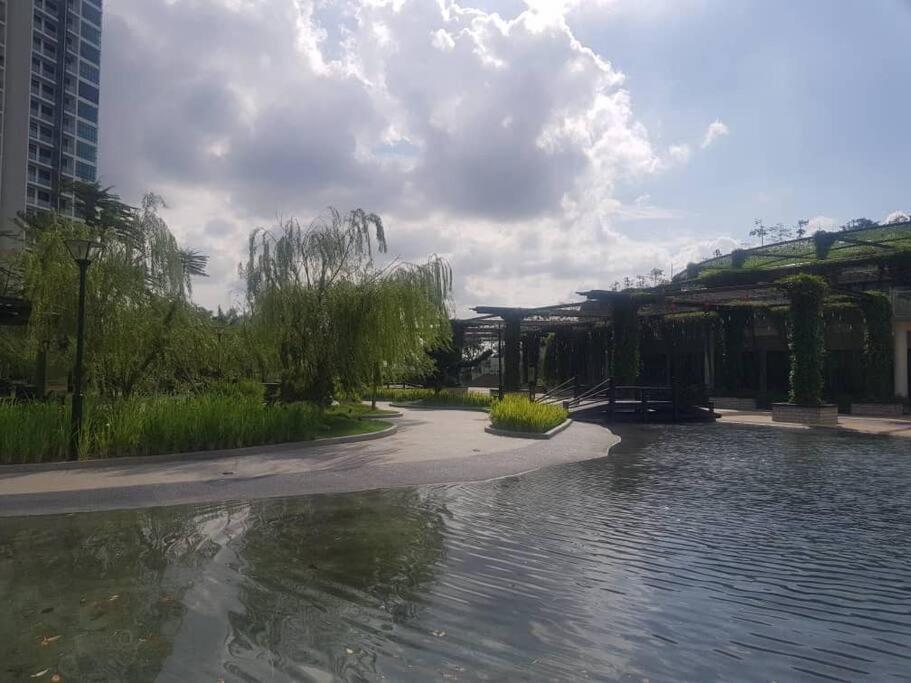 Monic Staycation #green Haven Near Senibong&regency Masai