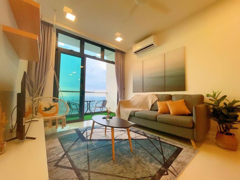 Monic Staycation #green Haven Near Senibong&regency Apartment Masai