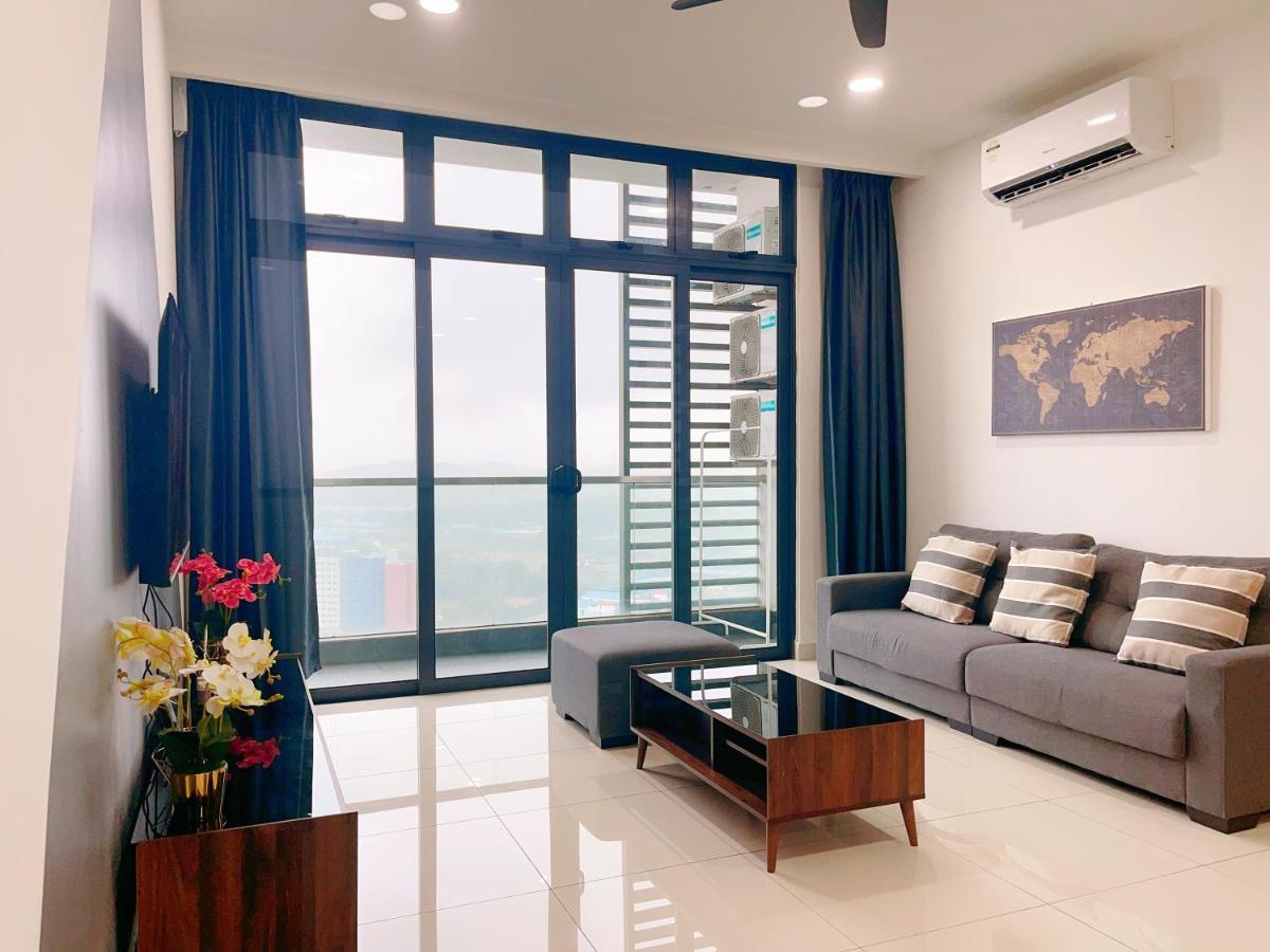 Apartment Monic Staycation #green Haven Near Senibong&regency *