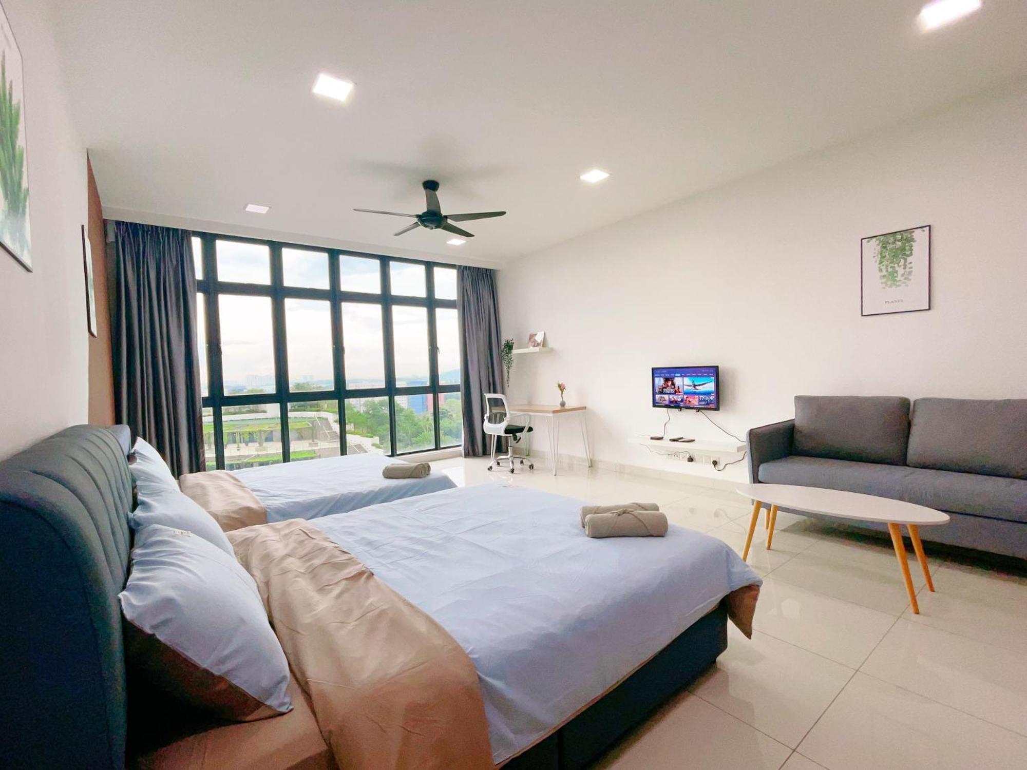 Monic Staycation #green Haven Near Senibong&regency * Masai