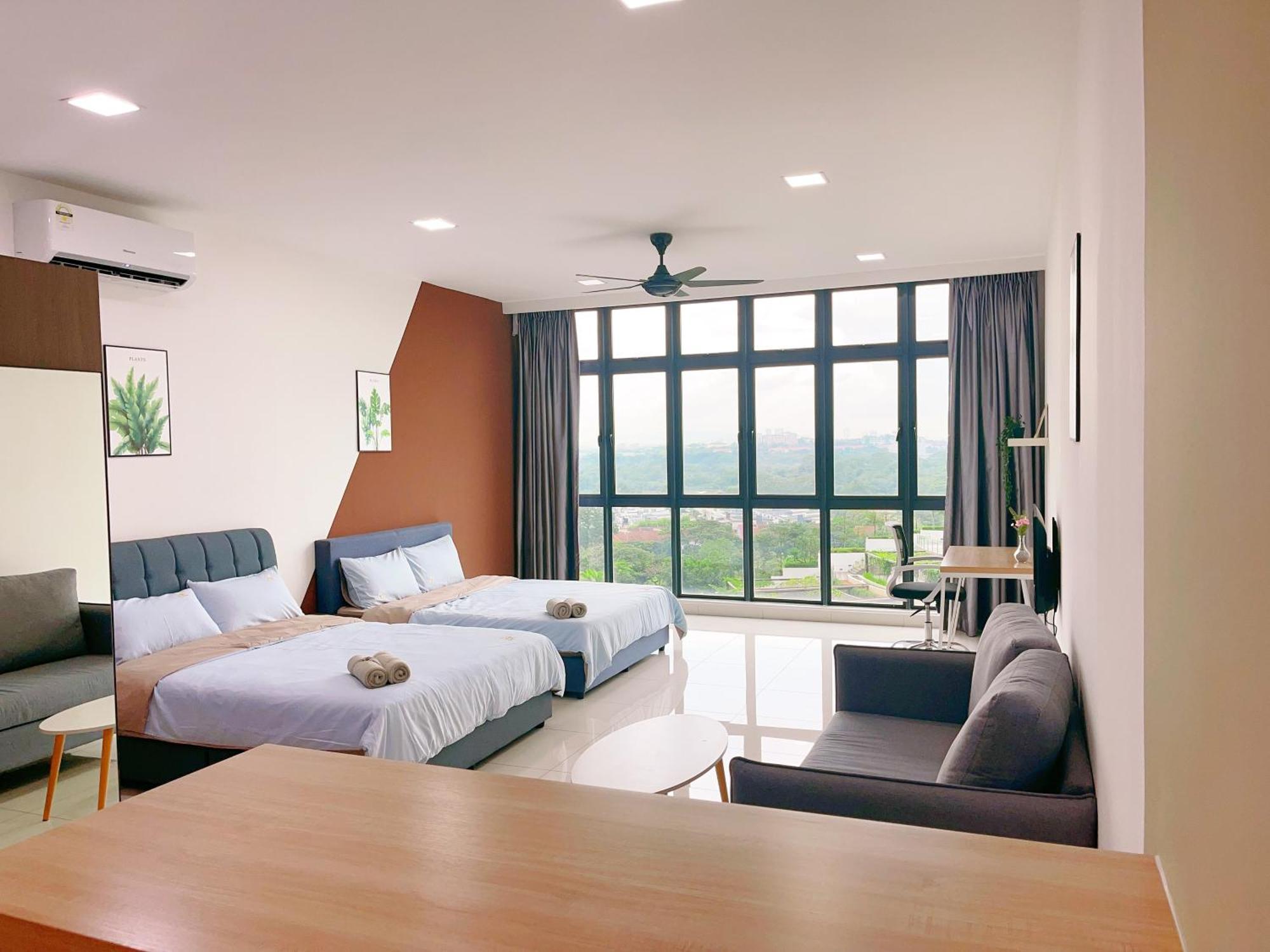 Monic Staycation #green Haven Near Senibong&regency * Masai
