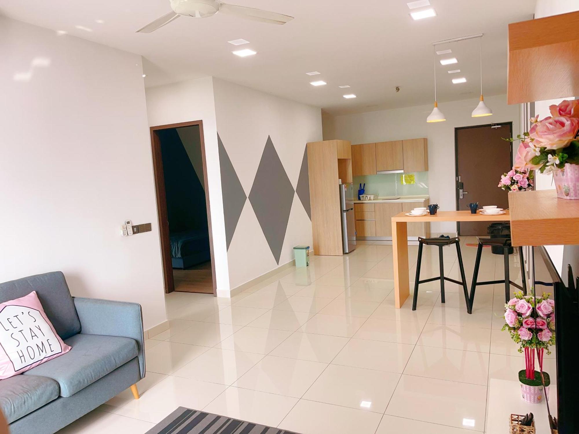 Monic Staycation #green Haven Near Senibong&regency * Masai