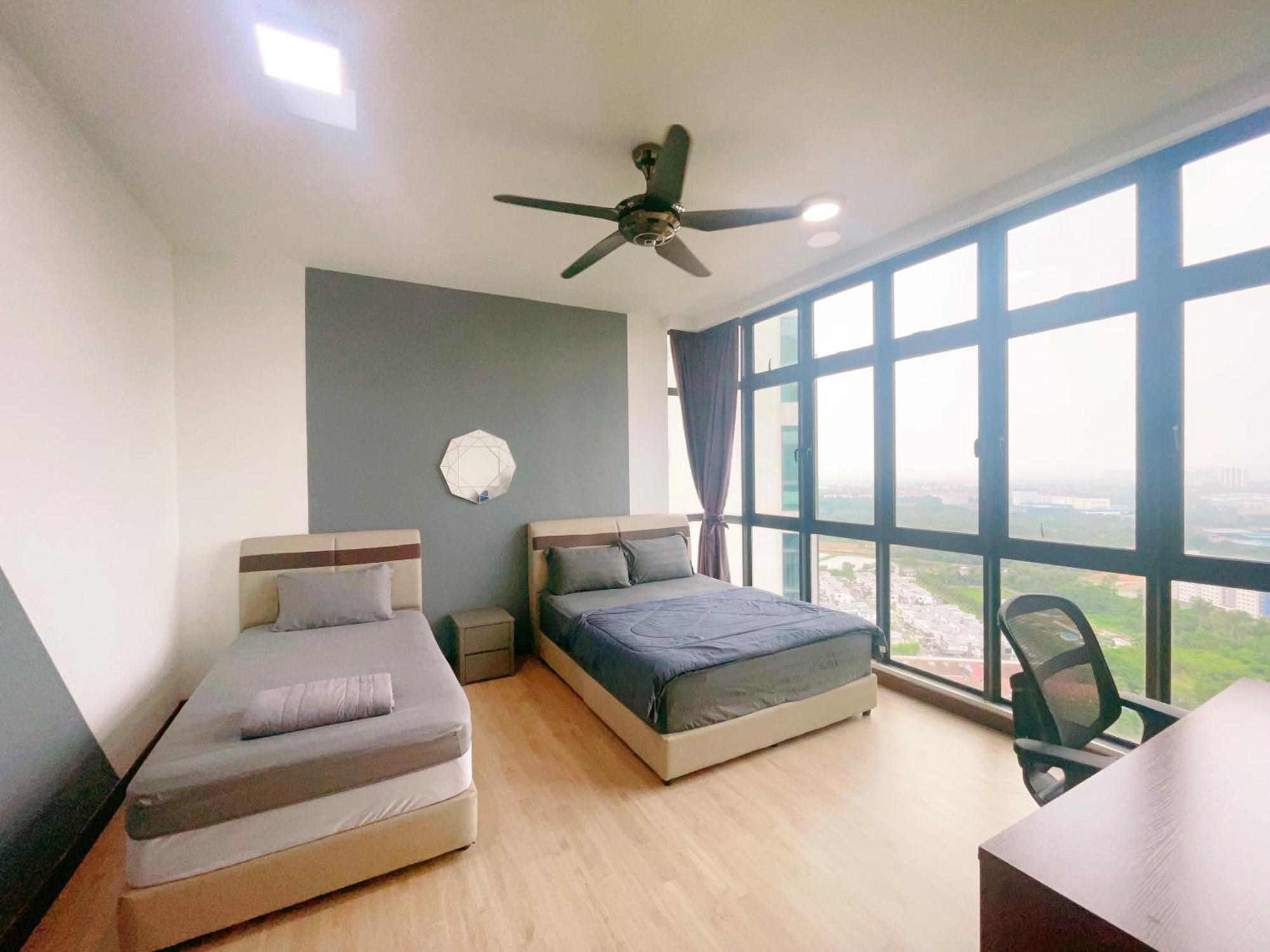 Monic Staycation #green Haven Near Senibong&regency