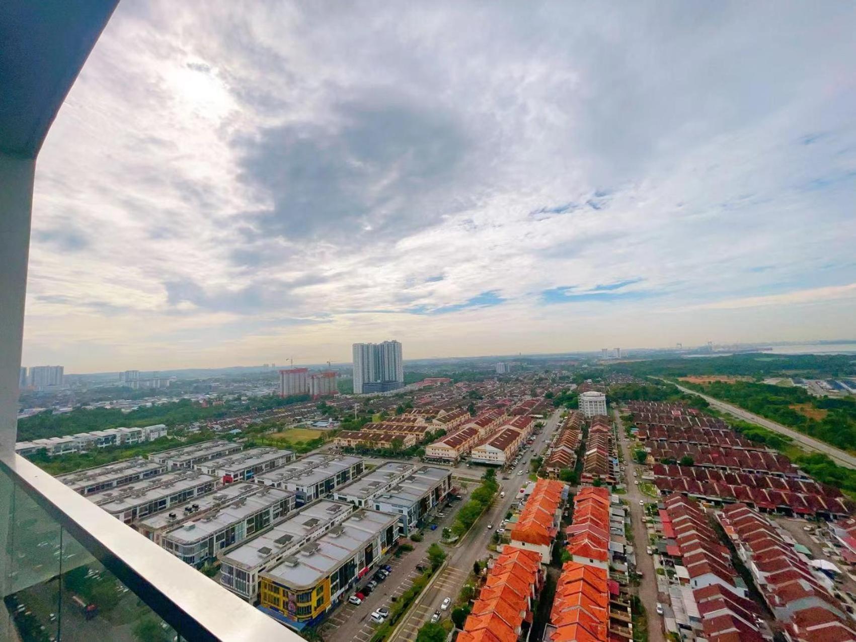Monic Staycation #green Haven Near Senibong&regency